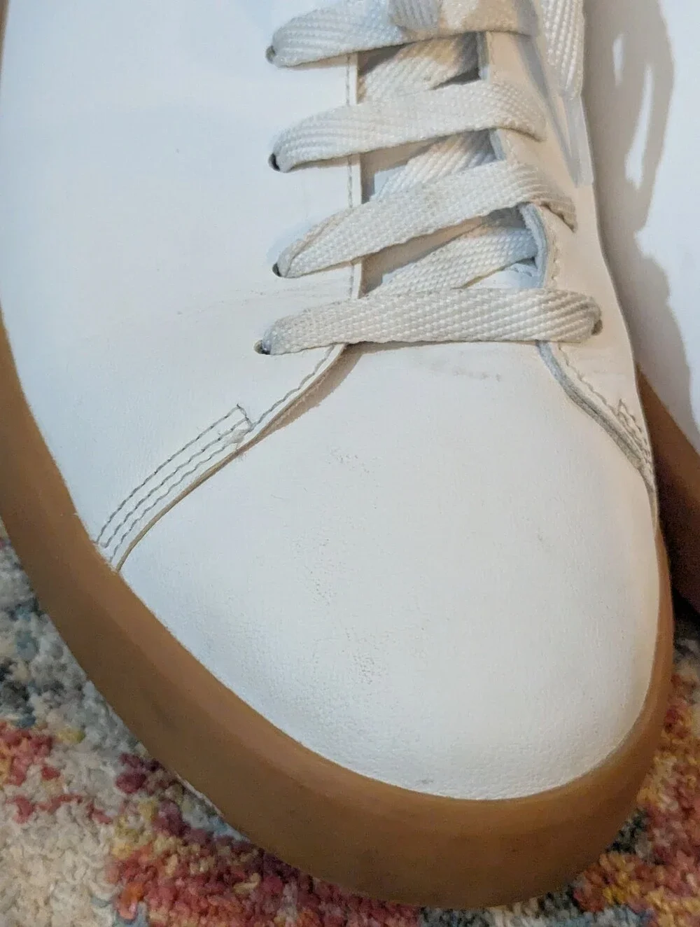 Everlane The ReLeather Tennis Shoe Size Men's 12 Women's 14 White / Gum Sole